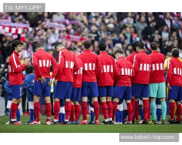 友谊赛精彩回顾利物浦与本菲卡战成平局帽子戏法引发全场热烈反响