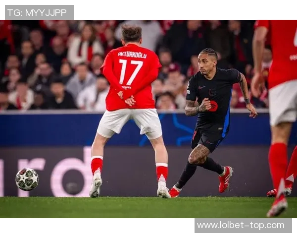 欧冠赛场惊现冷门利物浦小胜拜仁引发转会热议