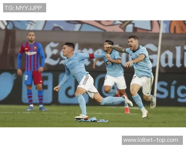 中超精彩对决巴萨6-2曼联神扑时刻引发全场狂欢点评