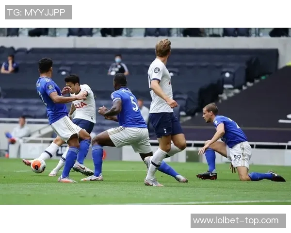 欧联杯精彩对决国米与热刺战成平局乌龙球引发全场热议与转会传闻