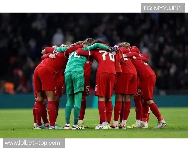 足总杯激战曼联大胜利物浦点球大战引爆全场激情