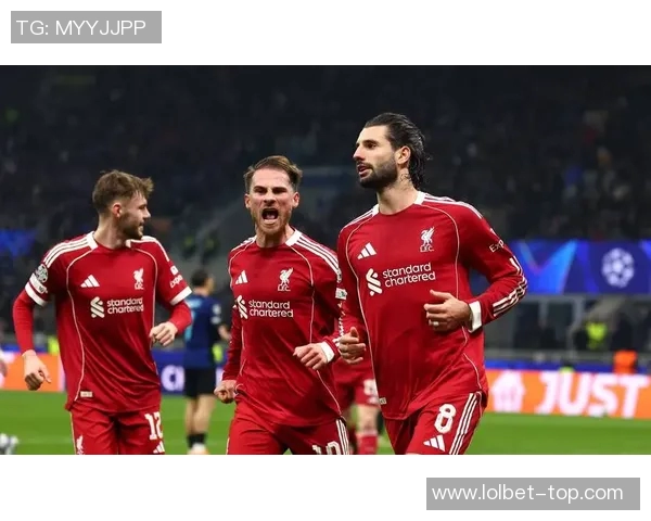 友谊赛精彩回顾：里昂小胜利物浦点球大战引发全场热烈反响