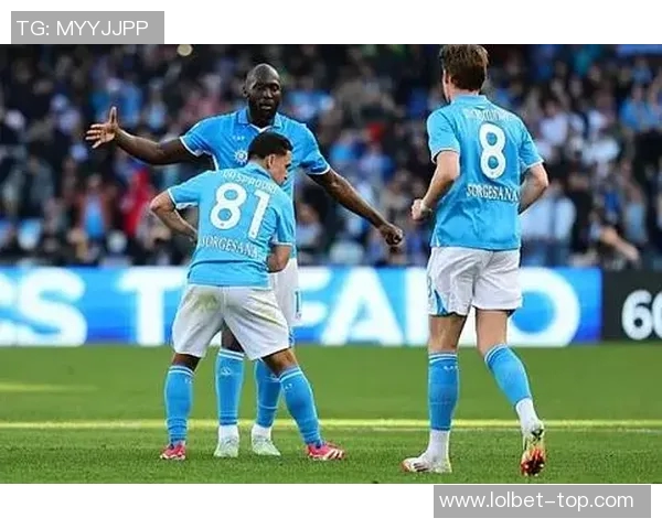 德甲焦点战国米与那不勒斯握手言和红牌事件引发全场热议