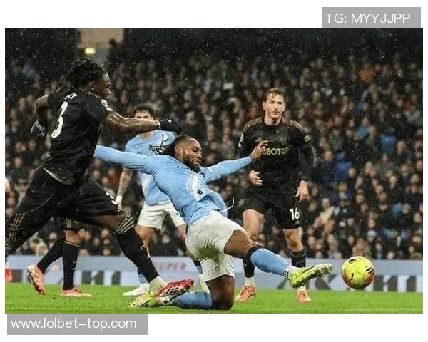 英超激情四射波尔图大胜多特蒙德神扑瞬间点燃全场热情 英超激情四射波尔图大胜多特蒙德神扑瞬间点燃全场热情