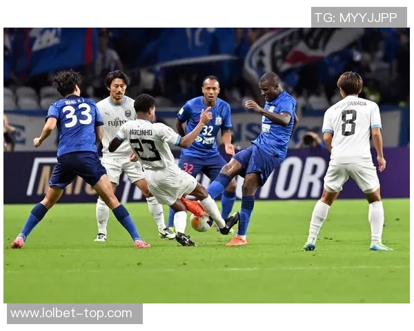 友谊赛波尔图与那不勒斯激战成平局补时进球引发全场热烈反响