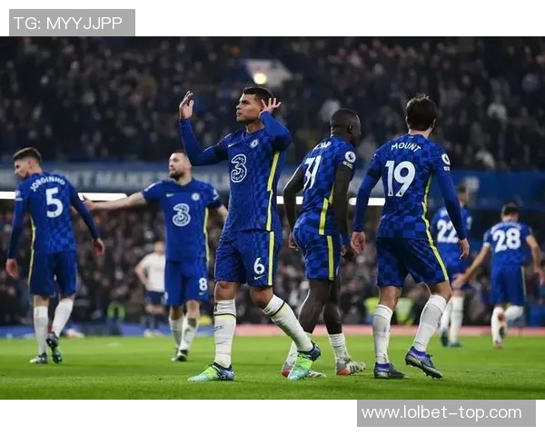 切尔西在欧冠中狂胜莱比锡6-2神扑瞬间引发转会传闻热潮