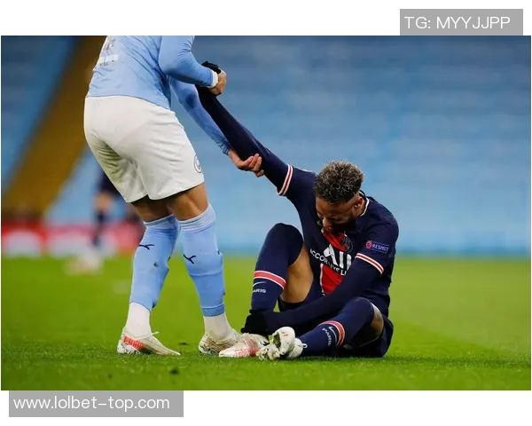 国王杯曼城与巴黎圣日耳曼激战成平局历史冷门引发全场热议